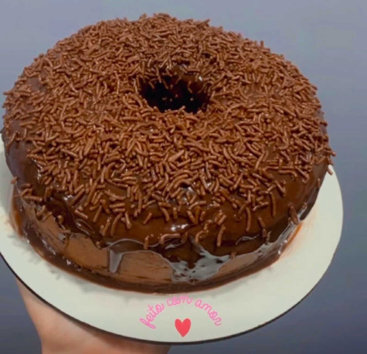 Receita da Semana: Bolo de Cenoura com Cobertura de Chocolate