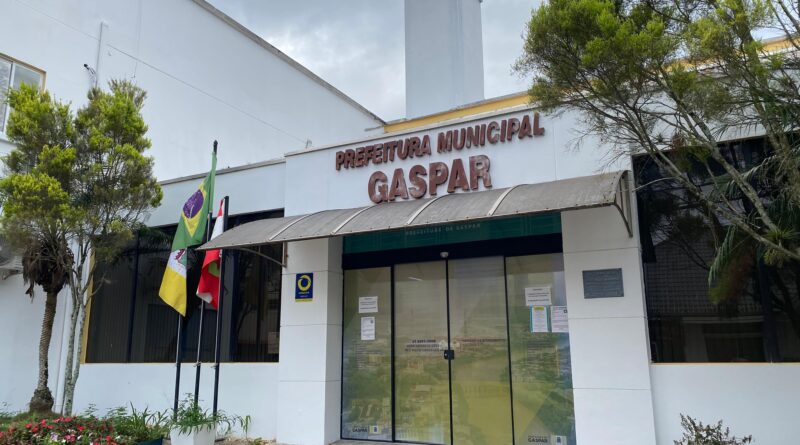 Prefeitura de Gaspar volta a atender a partir de segunda (13)