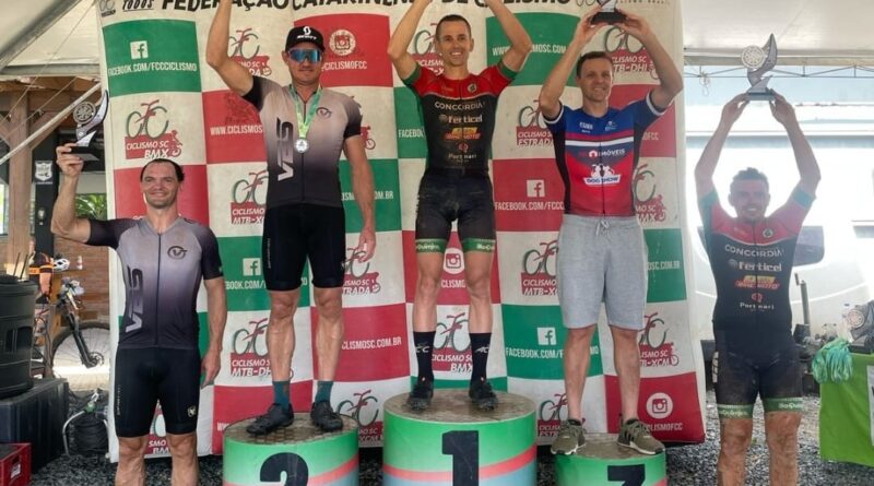 Gasparenses são campeões da 1ª Etapa do Estadual de Montain Bike