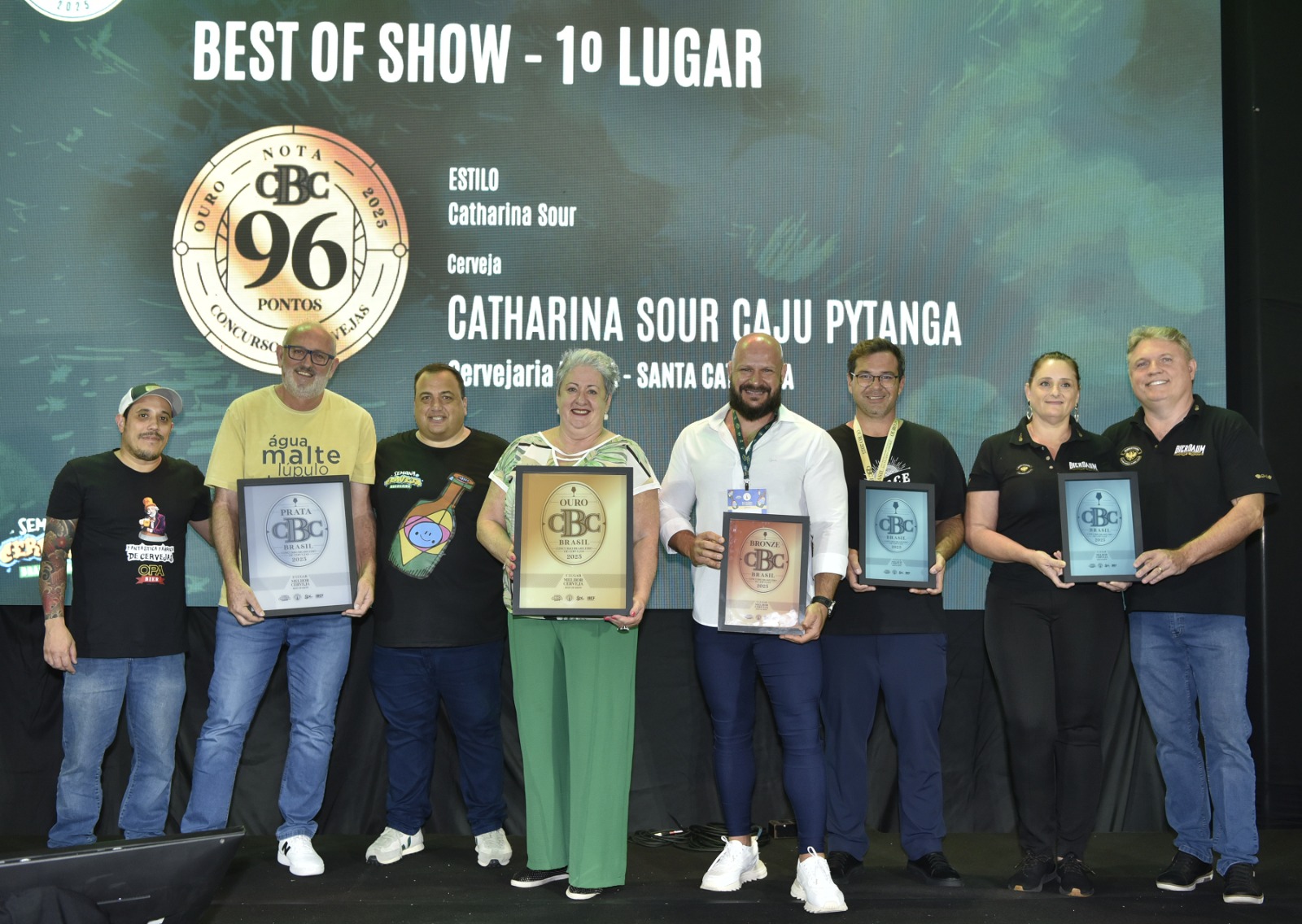 CBC BRASIL, em Balneário Camboriú, premia 374 cervejas como as melhores dentro de uma amostra de 3.468 rótulos