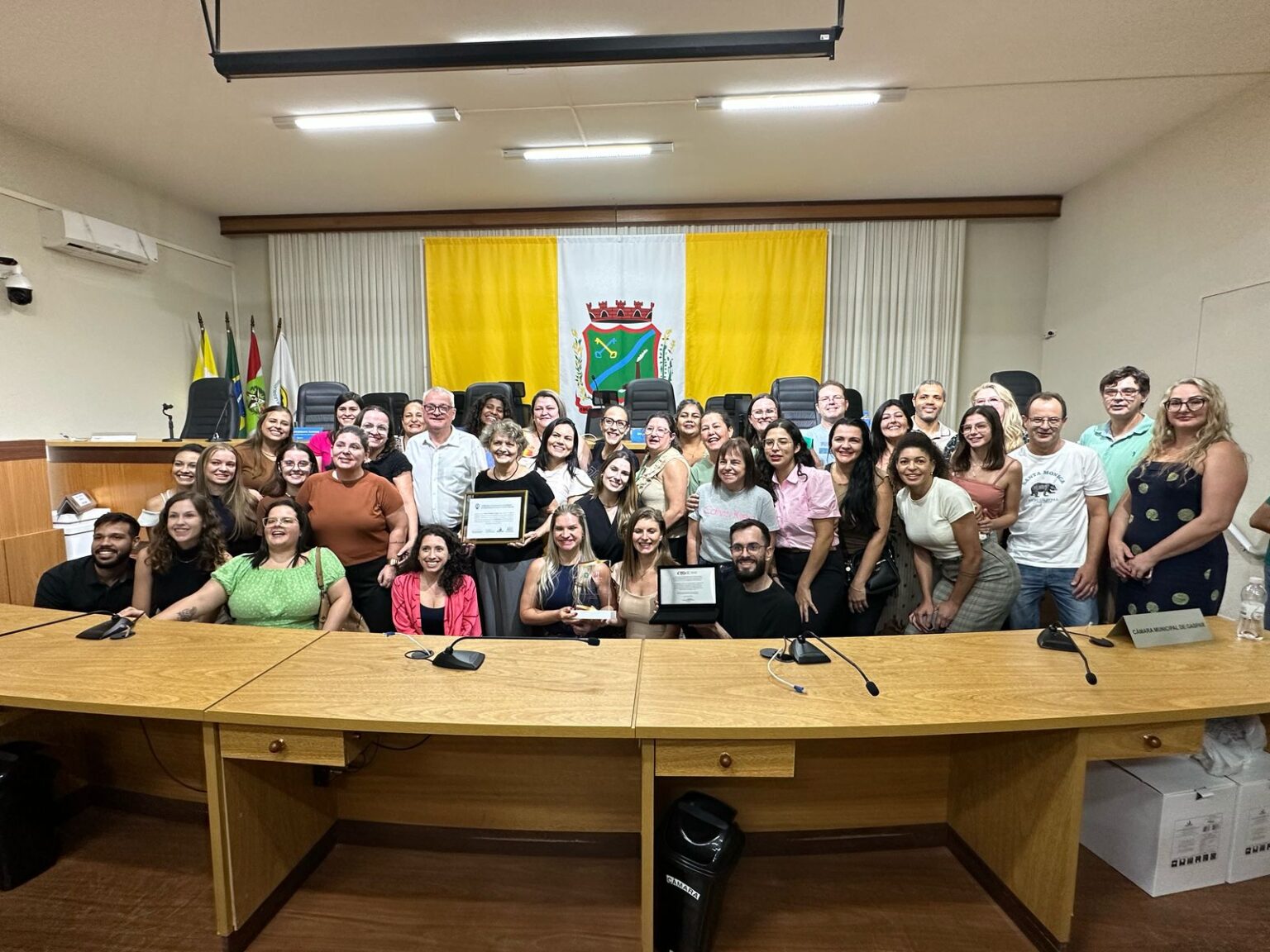 Gaspar recebe duas premiações nacionais em saúde bucal