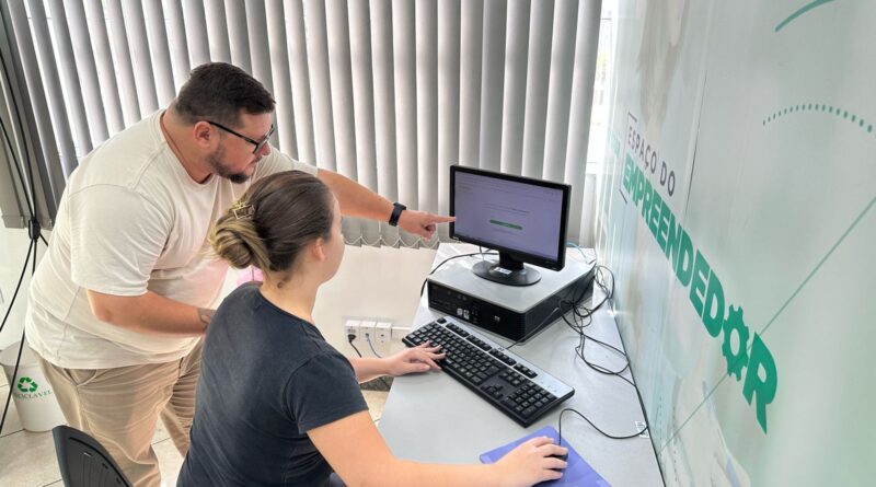 Espaço do Empreendedor orienta MEIs sobre Declaração Anual de Rendimentos
