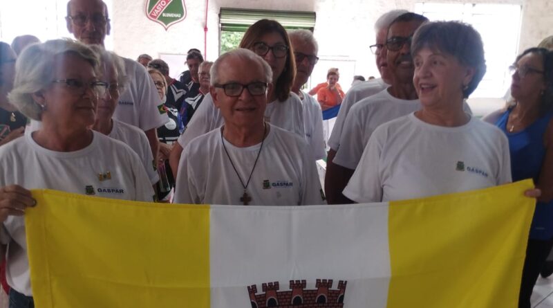 Idosos de Gaspar participam da etapa microrregional dos Jogos Abertos da Terceira Idade