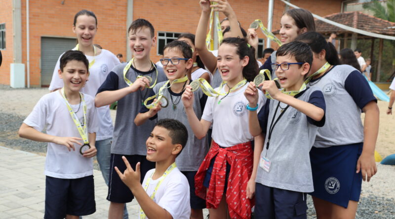 Prefeitura lança o programa Conexão Educa Gaspar 2025