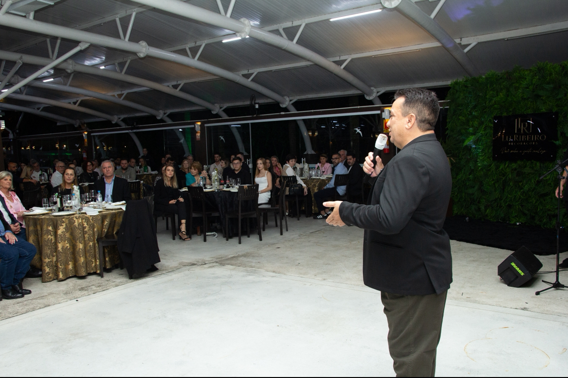 Troféu Imprensa celebra 20 anos com homenagem a Eloi Tomio e marco na trajetória de Jota Aguiar