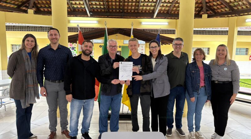 Gaspar inicia substituição de sirenes escolares por sinais musicais