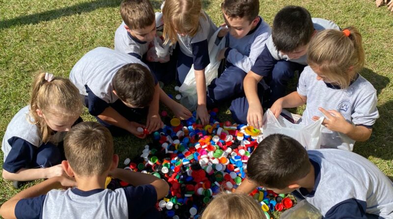 Escola Vereador Laurentino Schmitt, no Belchior, busca selo Escola Lixo Zero