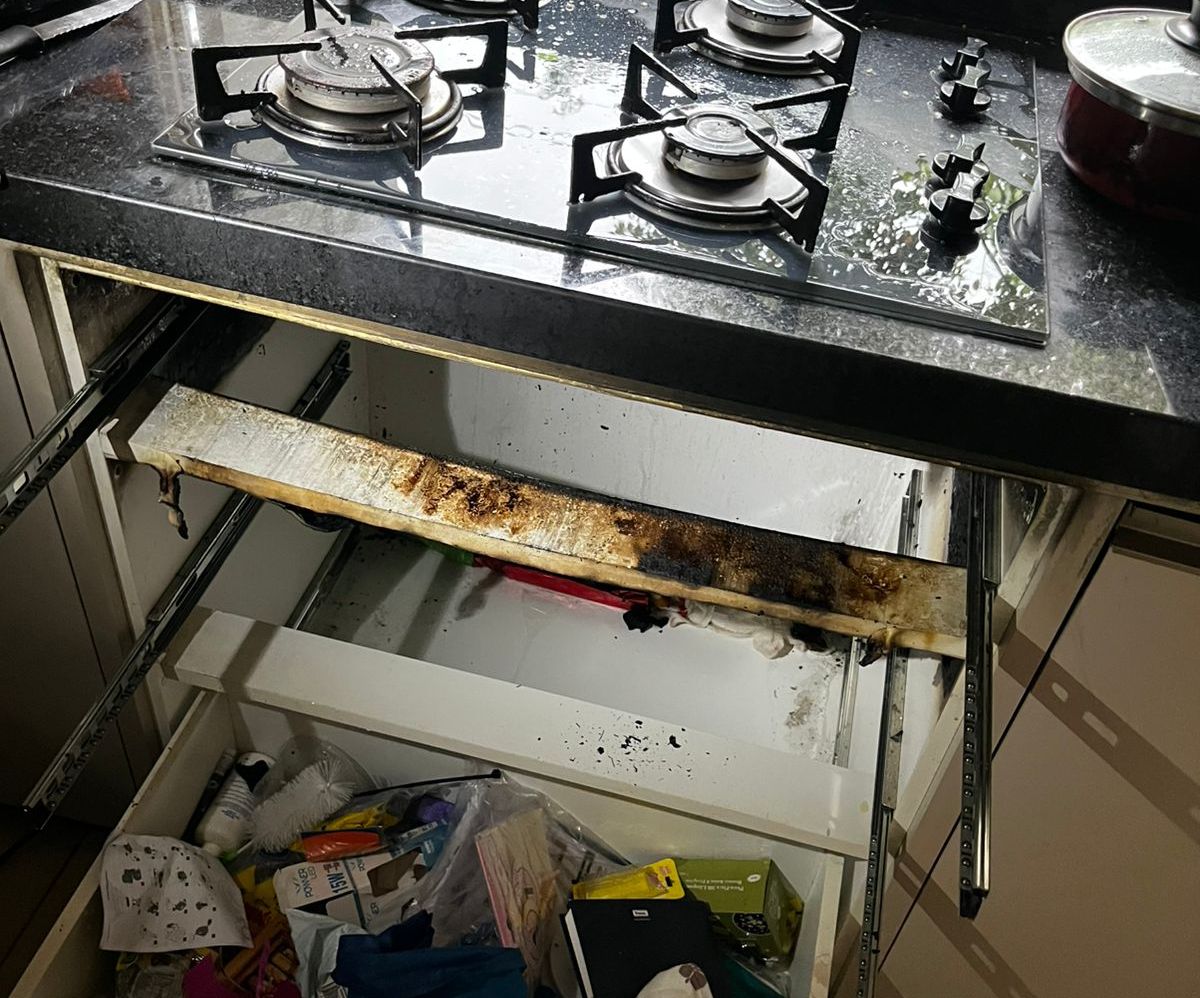 Princípio de incêndio em residência é extinto por moradora no Poço Grande, em Gaspar