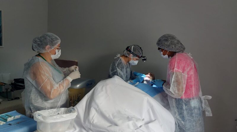 Consultório móvel leva atendimento odontológico a domicílio em Gaspar