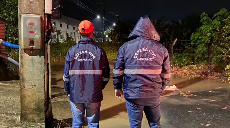 Defesa Civil segue em plantão por conta da previsão de chuva