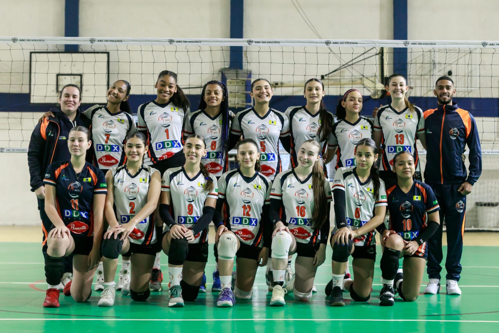 Times de Vôlei de Gaspar disputam competições estaduais