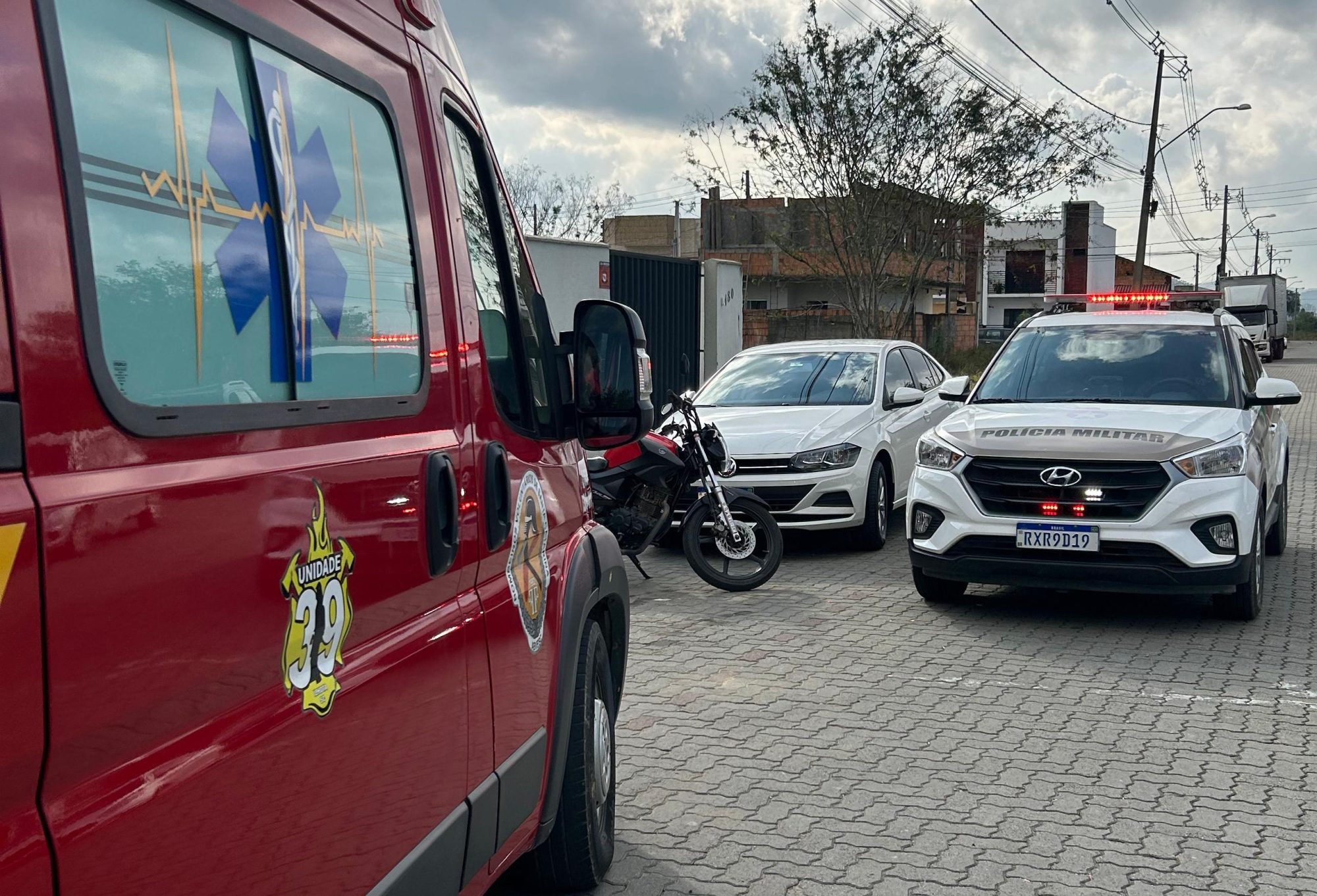 Menina de 04 anos é atropelada em Ilhota e motorista foge sem prestar socorro