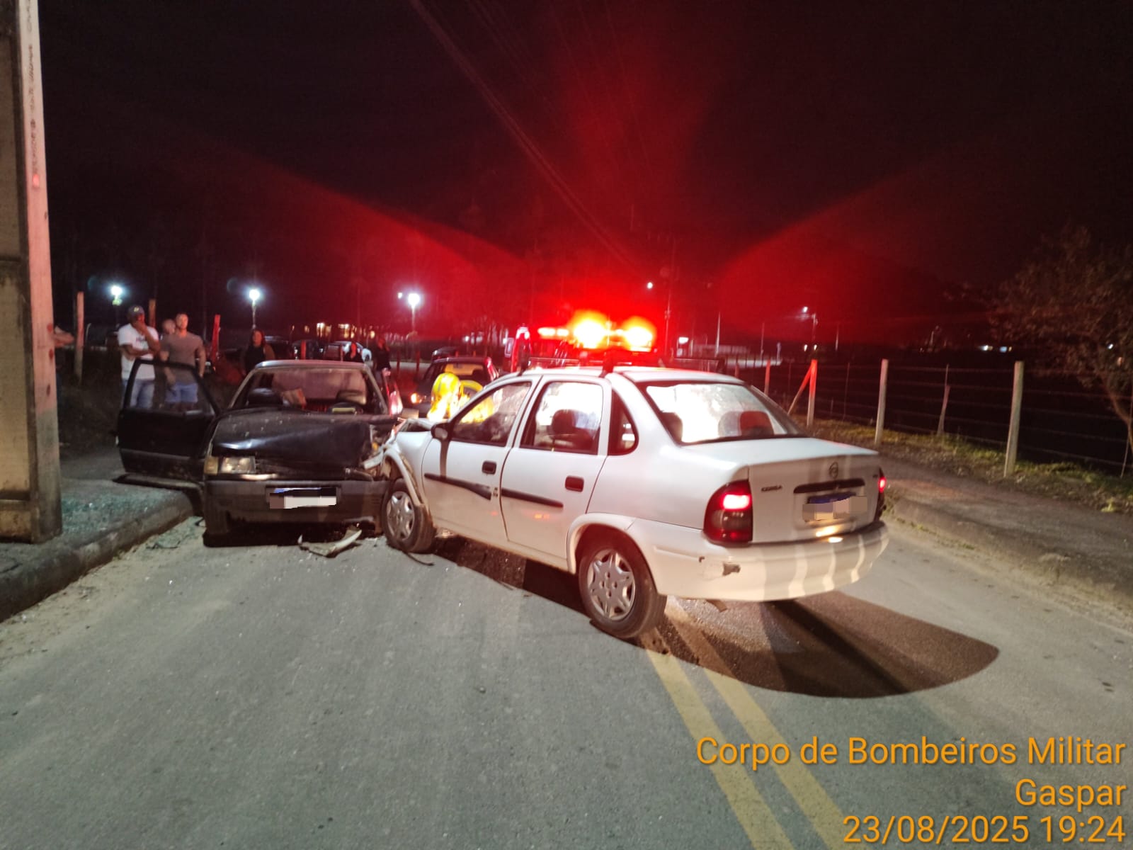 Colisão no bairro Lagoa deixa dois feridos, um dos motoristas evadiu-se do local