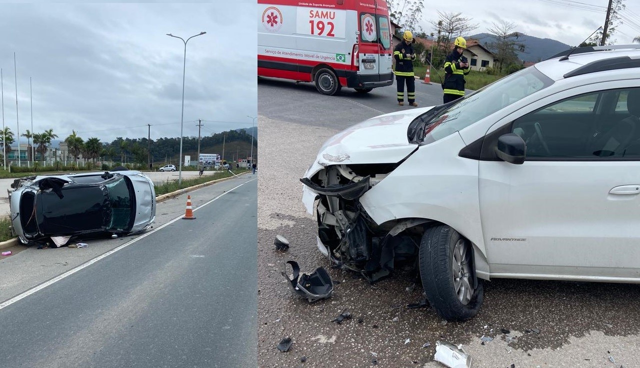 Colisão seguida de capotamento entre dois carros no novo acesso de Ilhota deixa dois feridos leves