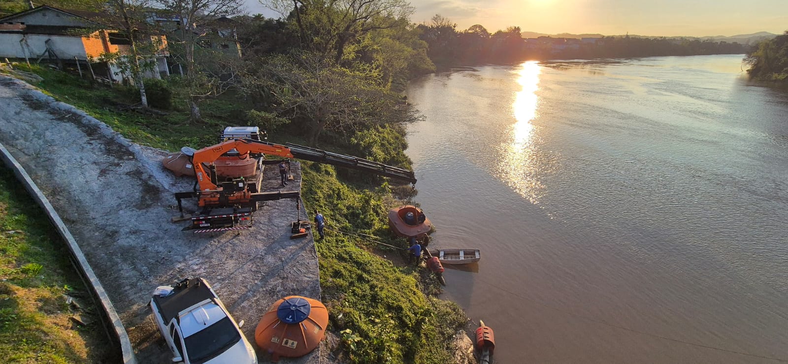 Samae realiza manutenção de emergência na bomba de captação da ETA I
