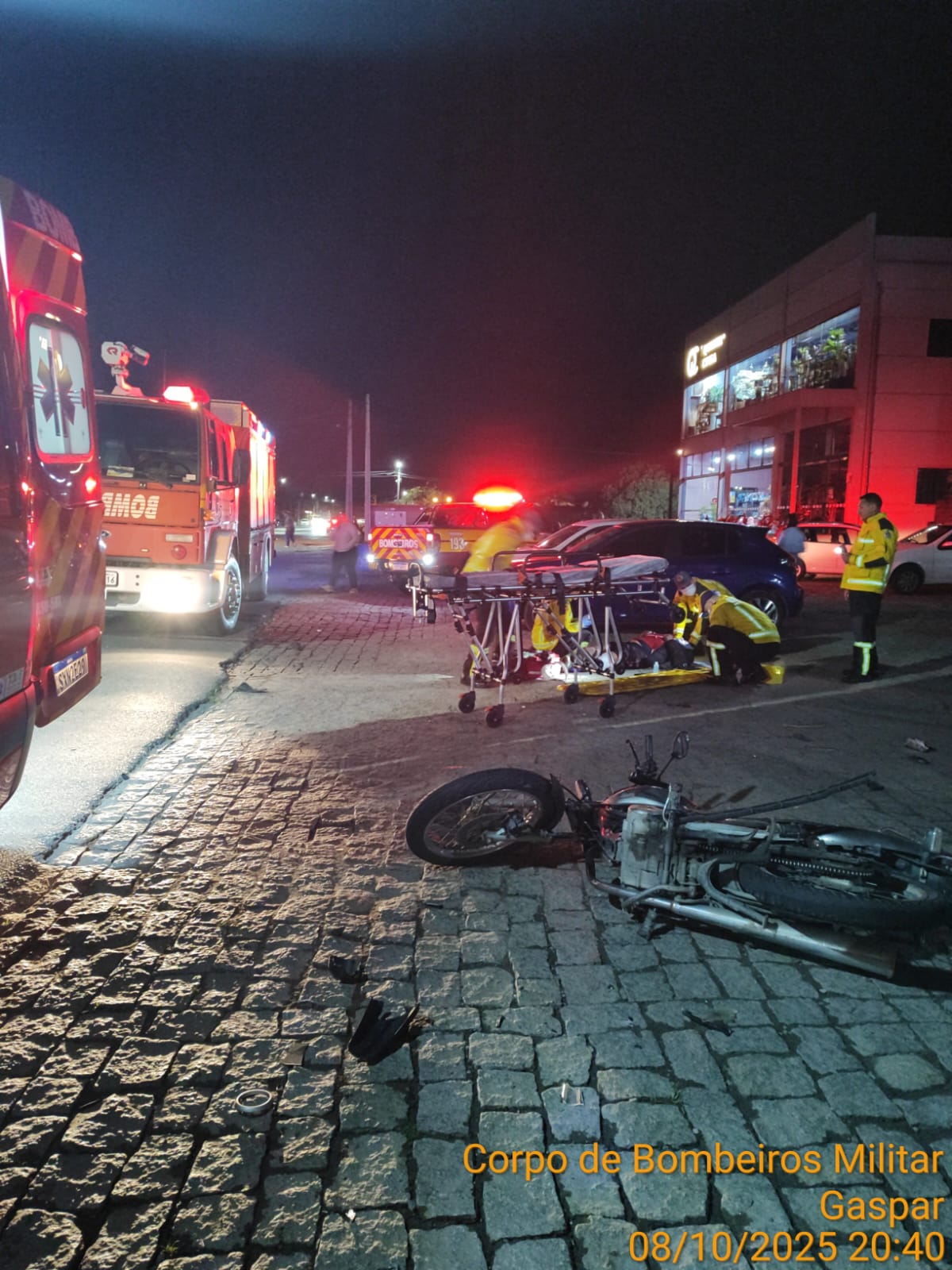 Motociclista fica ferido  em acidente no Bairro Figueira em Gaspar